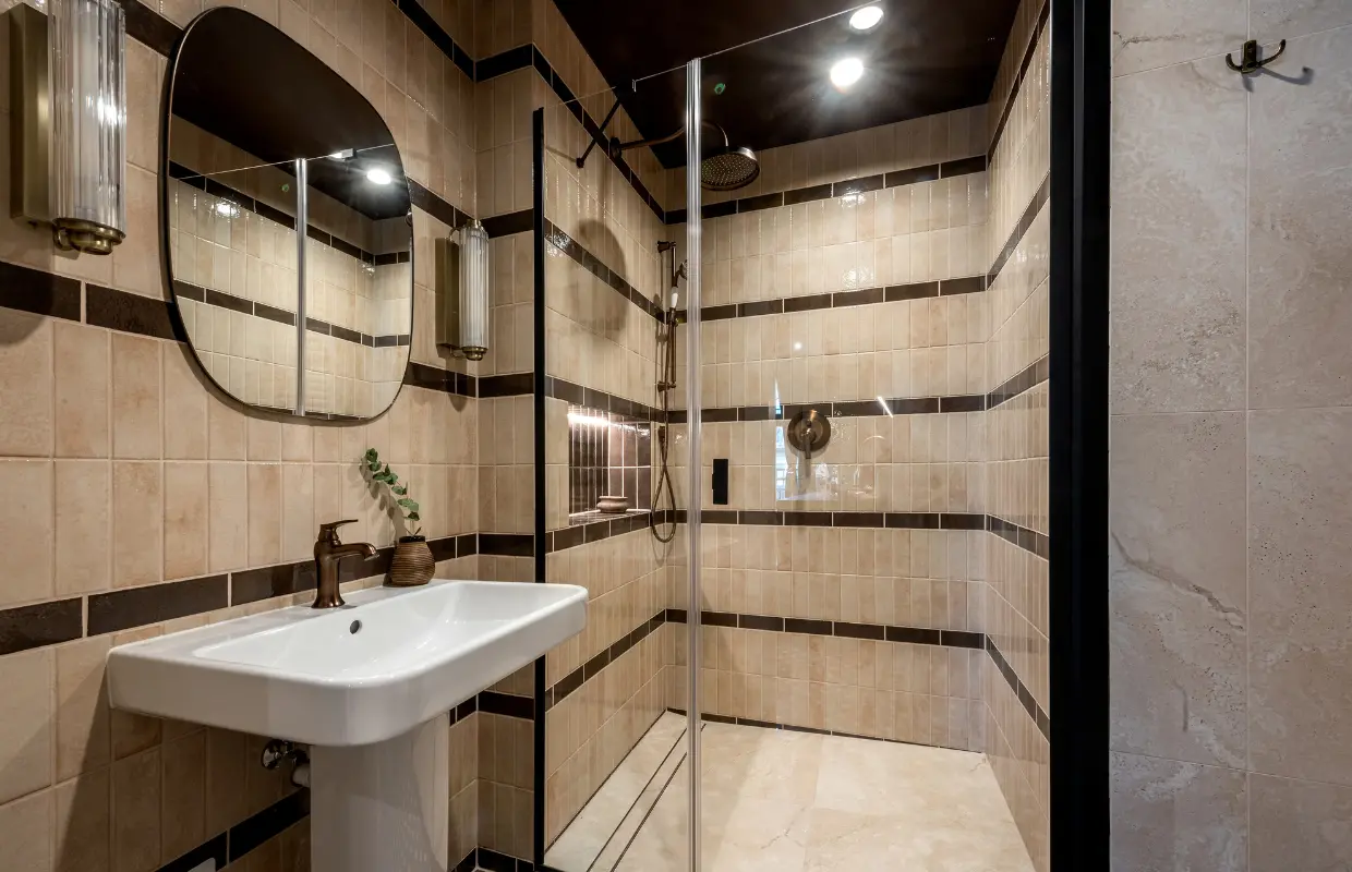 NOBILIS APARTMENTS Grodzka 28 – łazienka z prysznicem walk-in i umywalką